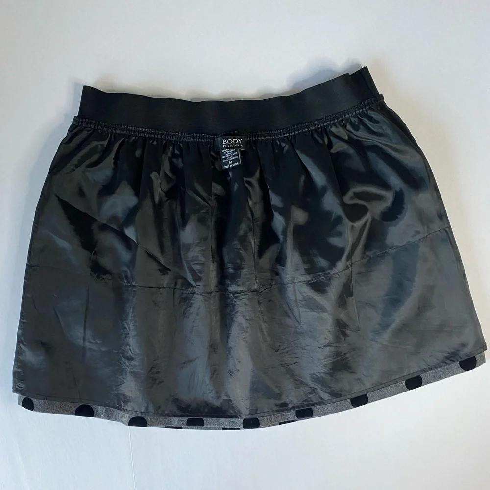 Body by Victoria‎ Secret Wool, fully lined, Polka Dot A-line, Mini Skirt. Size M